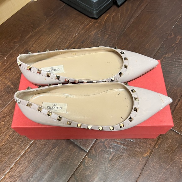 Nude Rockstud Valentino flats size 40